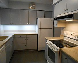 Nice 3 Beds 2 Baths Home in Fairhope, AL (Photo 4 of 8)