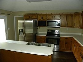 Nice 3 Beds 2 Baths Home in Madison, AL (Photo 5 of 8)