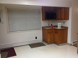 Nice 4 Beds 2 Baths Home in Eagle River, AK (Photo 5 of 6)