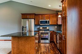Nice 4 Beds 3 Baths Home in Rochester, MN (Photo 7 of 9)