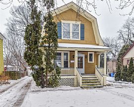 Nice 4 Beds 2.5 Baths Home in Chicago, IL