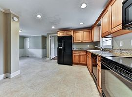 6042 Ridge Dr Se, Mableton, Ga 30126 3 Beds 1.5 Baths 1,323 Sqf in Mableton, GA (Photo 3 of 8)