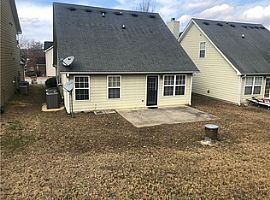 6475 White Walnut Way, Braselton, Ga 30517 2 Beds 2 Baths 1,298 in Braselton, GA (Photo 6 of 8)