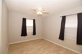 Beautiful Updated Single Family Residence Located in Seabrook,  in League City, TX (Photo 2 of 10)