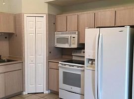 A Comfortable House to Leave with Great Family. in Sebring, FL (Photo 3 of 9)