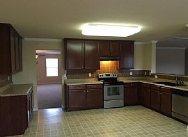 Ivyleaf Dr Nw Madison, Al 35757 Contact/me 4063445061 in Madison, AL (Photo 3 of 12)