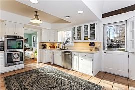 45 Sunset Hill Rd Redding, Ct 06896 4 Beds 3.5 Baths 3,077 Sqft in Redding, CT (Photo 5 of 5)