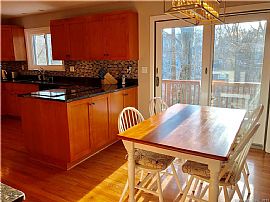 128 Mill Spring Ln Stamford, Ct 06903 4 Beds 4 Baths 4,569 Sqft in Stamford, CT (Photo 6 of 6)