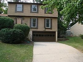 1307 Grant St Herndon, Va 20170 4 Beds 3.5 Baths 3,000 Sqft in Herndon, VA