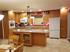 3 Beds 2 Baths in Columbus, WI (Photo 4 of 11)
