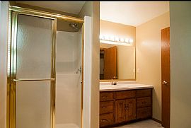 3 Beds 2.5 Baths in Suamico, WI (Photo 7 of 10)