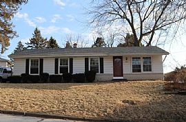 4 Beds 1.5 Baths in Grafton, WI