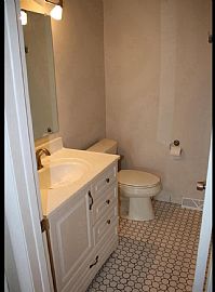 4 Beds 1.5 Baths in Grafton, WI (Photo 5 of 6)