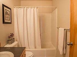 Single Family Home in Wenatchee, WA (Photo 4 of 5)