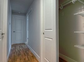 Single Family Home in Puyallup, WA (Photo 4 of 4)