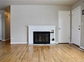 Single Family Home in Moses Lake, WA (Photo 2 of 5)