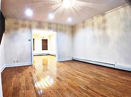 1618 E 34th St, Brooklyn, Ny 11234 3 Beds 1.5 Baths 1,200 Sqft in Brooklyn, NY (Photo 3 of 7)