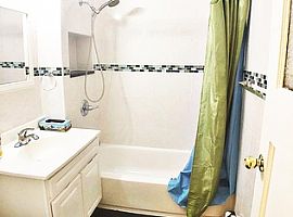 1618 E 34th St, Brooklyn, Ny 11234 3 Beds 1.5 Baths 1,200 Sqft in Brooklyn, NY (Photo 4 of 7)