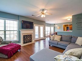 Beautiful Horse Country All Around Us. in Versailles, KY (Photo 2 of 11)