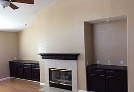 Beautiful Home on Corner Lot. in Paso Robles, CA (Photo 5 of 9)