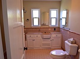 Charming 1939 Vintage Home on An Quiet in San Pedro, CA (Photo 6 of 10)