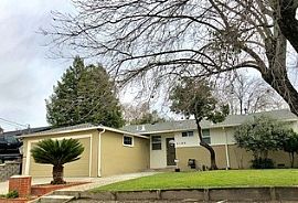 Very Nice 3 Bd/2 Ba, 1108 Sf Single-Family House in Concord, CA