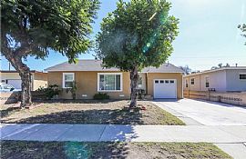 3 Beds 1.5 Baths in Downey, CA (Photo 2 of 3)
