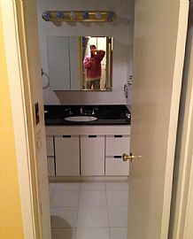 3 Beds 2 Baths in Redondo Beach, CA (Photo 5 of 7)