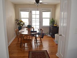 Charming 3bedroom Home in Cincinnati, OH (Photo 3 of 12)