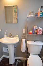 Charming 3bedroom Home in Cincinnati, OH (Photo 5 of 12)