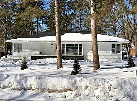 322 Karen Ct Madison, Wi 53705 in Madison, WI