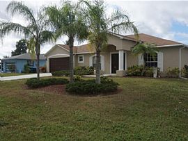 202 Se Santa Barbara Pl, Cape Coral, Fl 33990 in Cape Coral, FL
