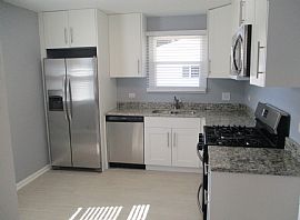 Nice 2beds 1bath in Homewood, IL (Photo 3 of 8)