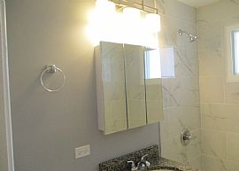 Nice 2beds 1bath in Homewood, IL (Photo 6 of 8)