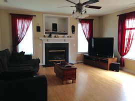 Duchess Ln Elizabeth City, Nc 27909 4 Beds 2.5 Baths 2,500 Sqft in Elizabeth City, NC (Photo 3 of 4)