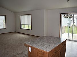 6220 56th Ave S Fargo, Nd 58104 3 Beds 3 Baths 1,949 Sqft in Fargo, ND (Photo 5 of 5)