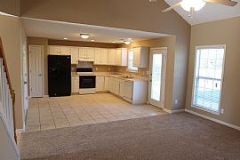 2300 Prescott Ln Lexington, Ky 40511 3 Beds 2.5 Baths 1,745 Sqf in Lexington, KY (Photo 5 of 5)