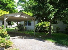 1501 Dogwood Rd, Saint Leonard, Md 20685 in Saint Leonard, MD (Photo 3 of 8)