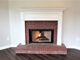 305 Martin Dr Birmingham, Al 35215 in Birmingham, AL (Photo 3 of 8)