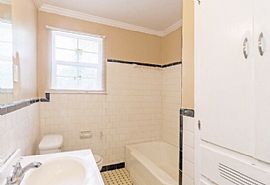 2367 Overhill Rd Montgomery, Al 36116 in Montgomery, AL (Photo 7 of 9)