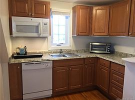 55 Goodrich St # 2 Hamden, Ct 06517 in Hamden, CT (Photo 4 of 5)