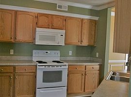 1492 Finwick Dr Pfafftown in Pfafftown, NC (Photo 4 of 9)