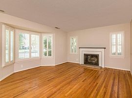 2710 Bagley Ave Los Angeles, Ca 90034 3 Beds 2 Baths 1,917 Sqft in Los Angeles, CA (Photo 11 of 12)