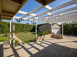 2710 Bagley Ave Los Angeles, Ca 90034 3 Beds 2 Baths 1,917 Sqft in Los Angeles, CA (Photo 5 of 12)