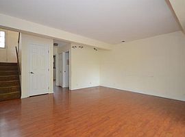 917 Burgess Cir Buffalo Grove,  in Buffalo Grove, IL (Photo 10 of 12)