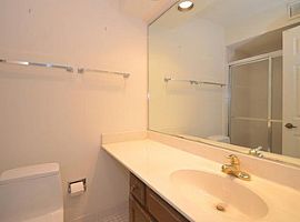 917 Burgess Cir Buffalo Grove,  in Buffalo Grove, IL (Photo 9 of 12)