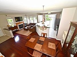 2932 Falling Waters Ln Lindenhurst, Il  in Lindenhurst, IL (Photo 2 of 12)