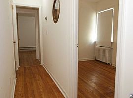 97 Prospect St Paramus, Nj 07652 3 Beds 1 Bath 1,324 Sqft in Paramus, NJ (Photo 4 of 12)