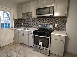 344 E Milton Ave Rahway, Nj  in Rahway, NJ (Photo 3 of 8)