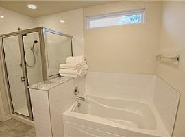 31085 Tremont Ln Franklin, in Franklin, MI (Photo 3 of 12)